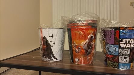 Star Wars Metal Popcorn Tin Bucket  The Force Awakens New Sealed 130oz