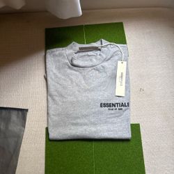 Gray essential shirt