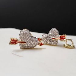 10k Gold Pair Of Diamond Heart Earrings 
