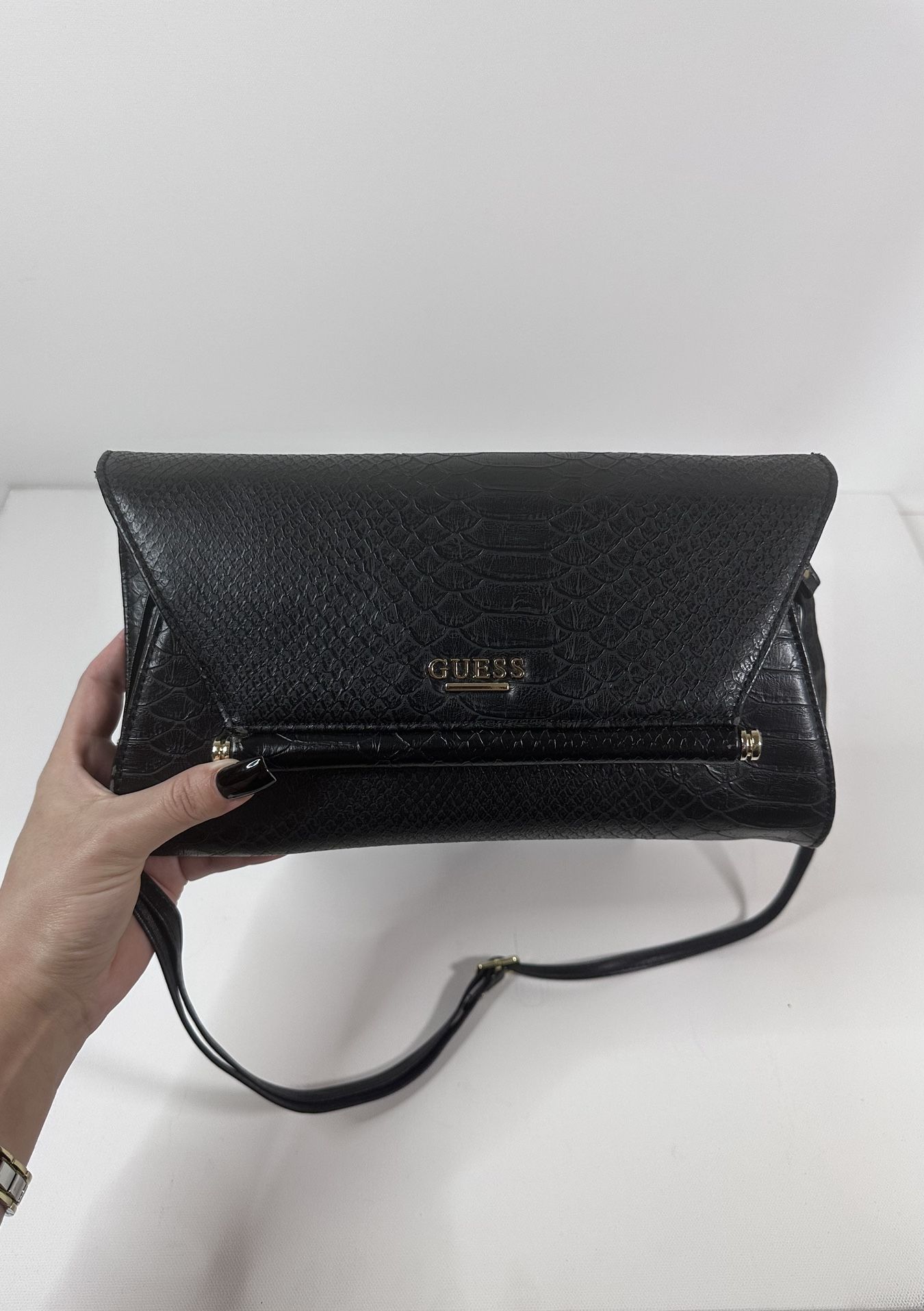GUESS Black Shoulder Handbag With Detachable Strap (Snake Skin)