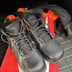 Nike Boots 7Y