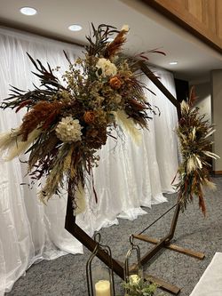 Wedding Arch 7.2ft Heptagonal Wood Arch Backdrop Stand Thumbnail