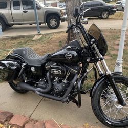 Harley Davidson Street Bob - Motorcycle for sale