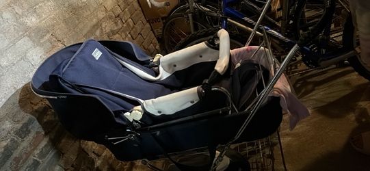 Classic Pram Baby Carriage