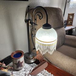 3) Vintage Lamps --- 2 Table/1 Floor 