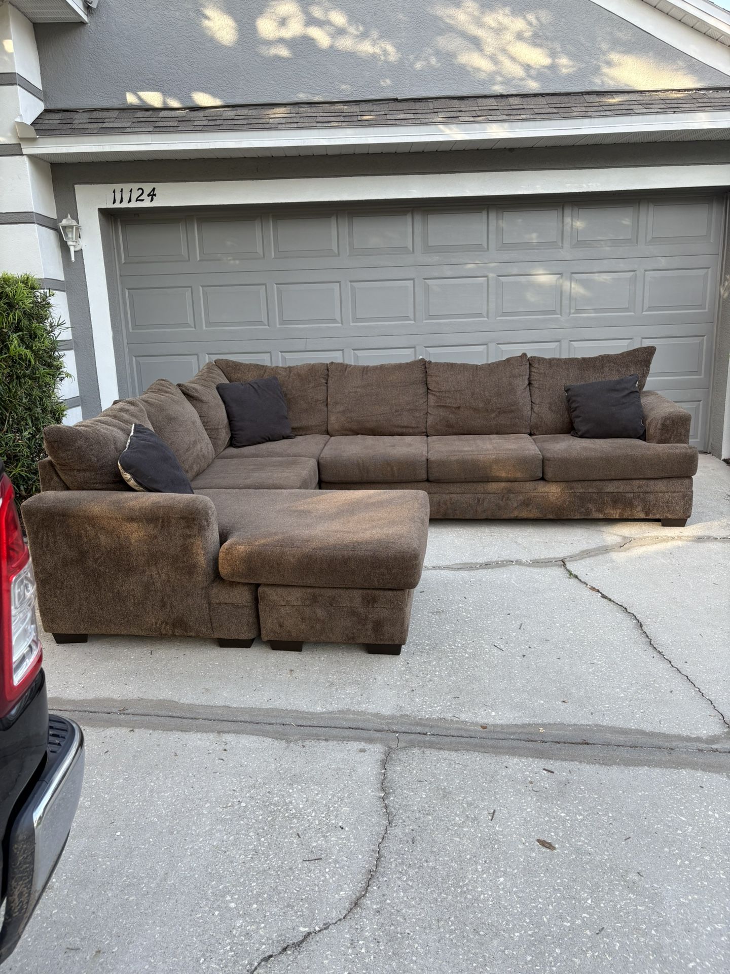 FREE DELIVERY! Brown Sectional With Ottoman