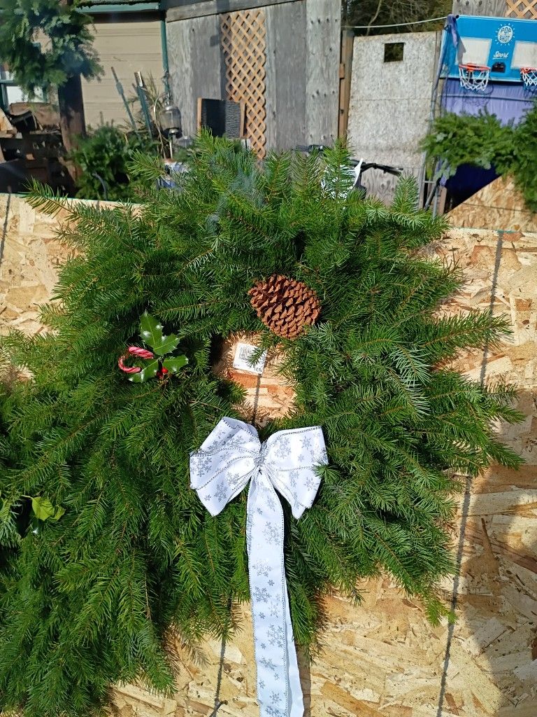 Homemade Christmas Wreves