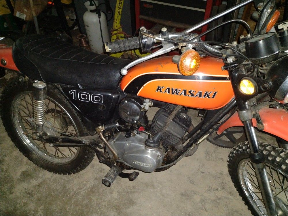 74 Kawasaki Dirt Bike 100cc