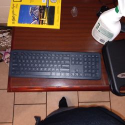 ONN WIRELESS KEYBOARD W/ Mouse