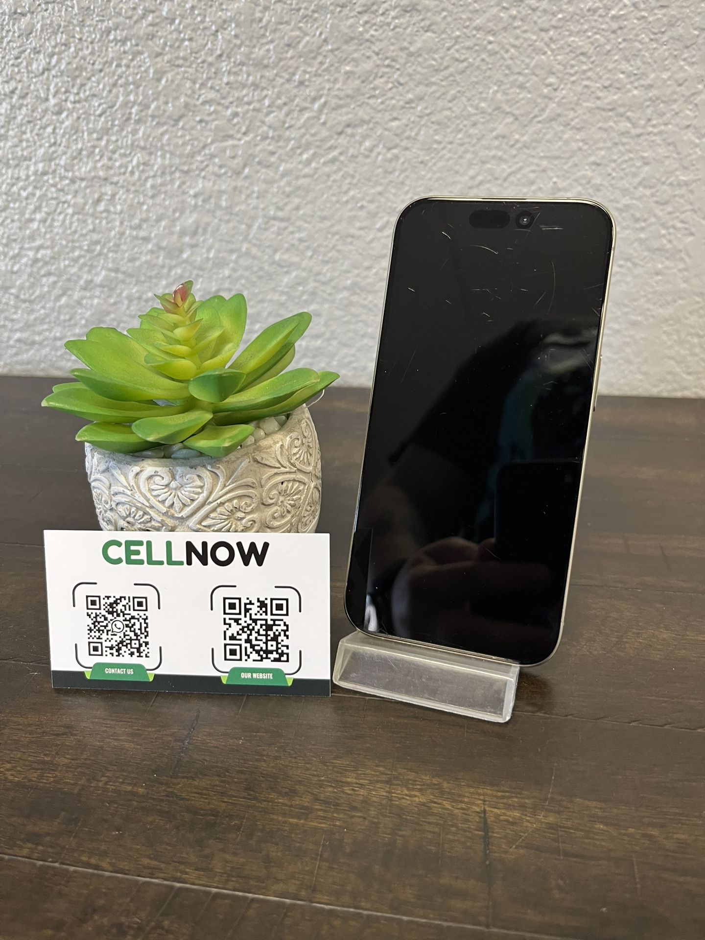 Iphone 15 Pro At&T 128 Gb Natural Titanium Used