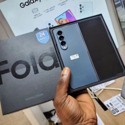 Samsung Galaxy Z Fold 4 Unlocked, FREE Smartwach/ Headphones. Pay $1 Today Rest in payments. NO CREDIT NEEDED FINANCING