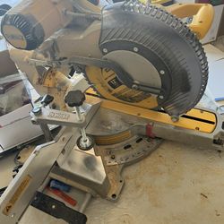 12 Inch DeWalt Reciprocating Saw