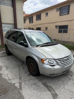 2007 Chrysler Town & Country