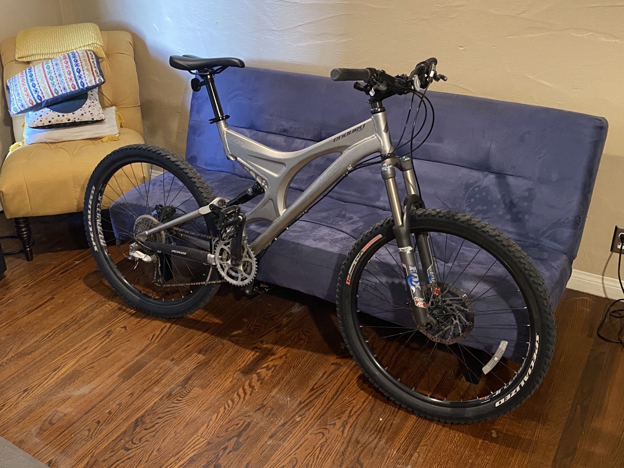 Specialized Enduro Comp Full Fox Suspension Mountain Bike