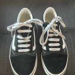 Vans Size 4