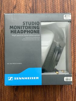 Sennheiser HD 280 Pro  Headphones