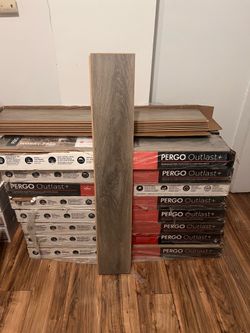 Desmond Oak 12 mm  Waterproof Laminate Wood Flooring