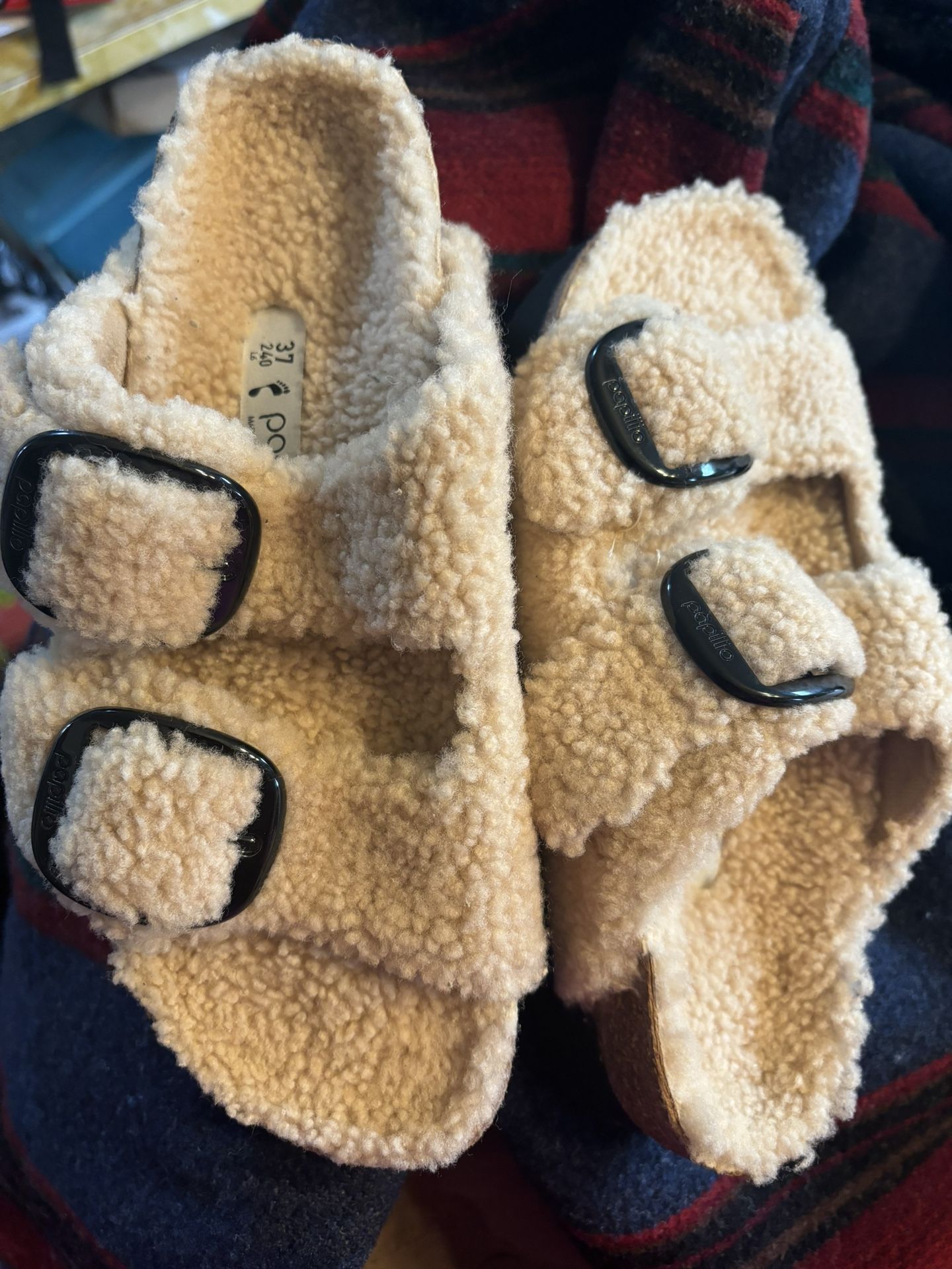 Papillio By Birkenstock Size 37 Shearling Beige Black Buckle New