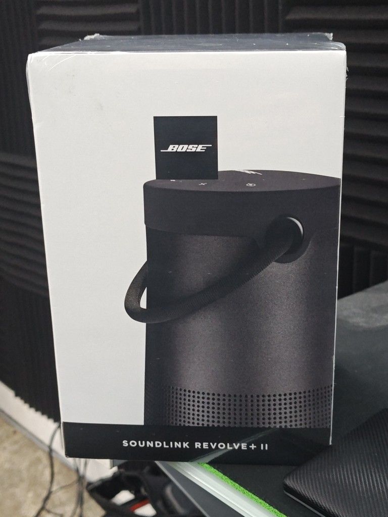 BOSE Soundlink Revolve+ II