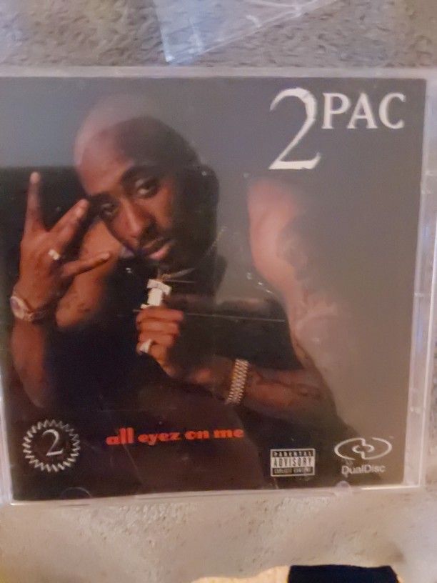 2Pac All Eyez On Me( Book 1&2)