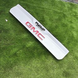 2020 Sierra Silverado HD Multipro Tailgate Upper OEM 2025 