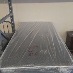 TWIN MATTRESS 