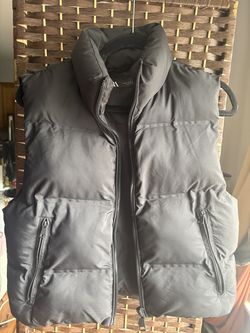 Zara Cropped Puffer Vest