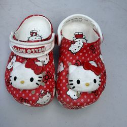 Hello Kitty Crocs