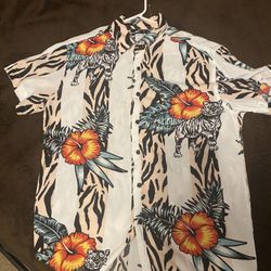 Eight Avenue Floral Tiger Hawaiian shirt (Used)