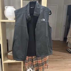 Men’s Norths Face Vest 