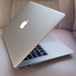 MacBook Air 13" 