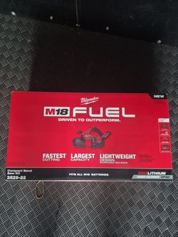 Milwaukee M18 FUEL Compact Band Saw Kit (Model 2829-22)