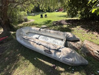 West Marine 310 Rib Dinghy 881 Pounds Rated 4 Adults