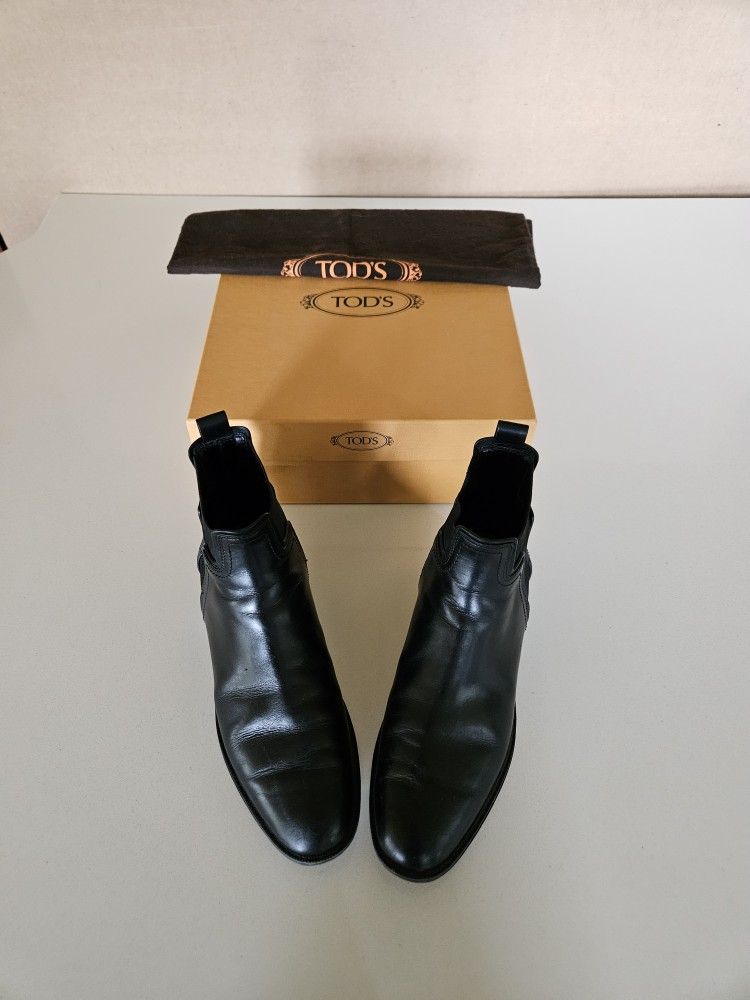 Tod's Leather Chelsea Ankle Boots