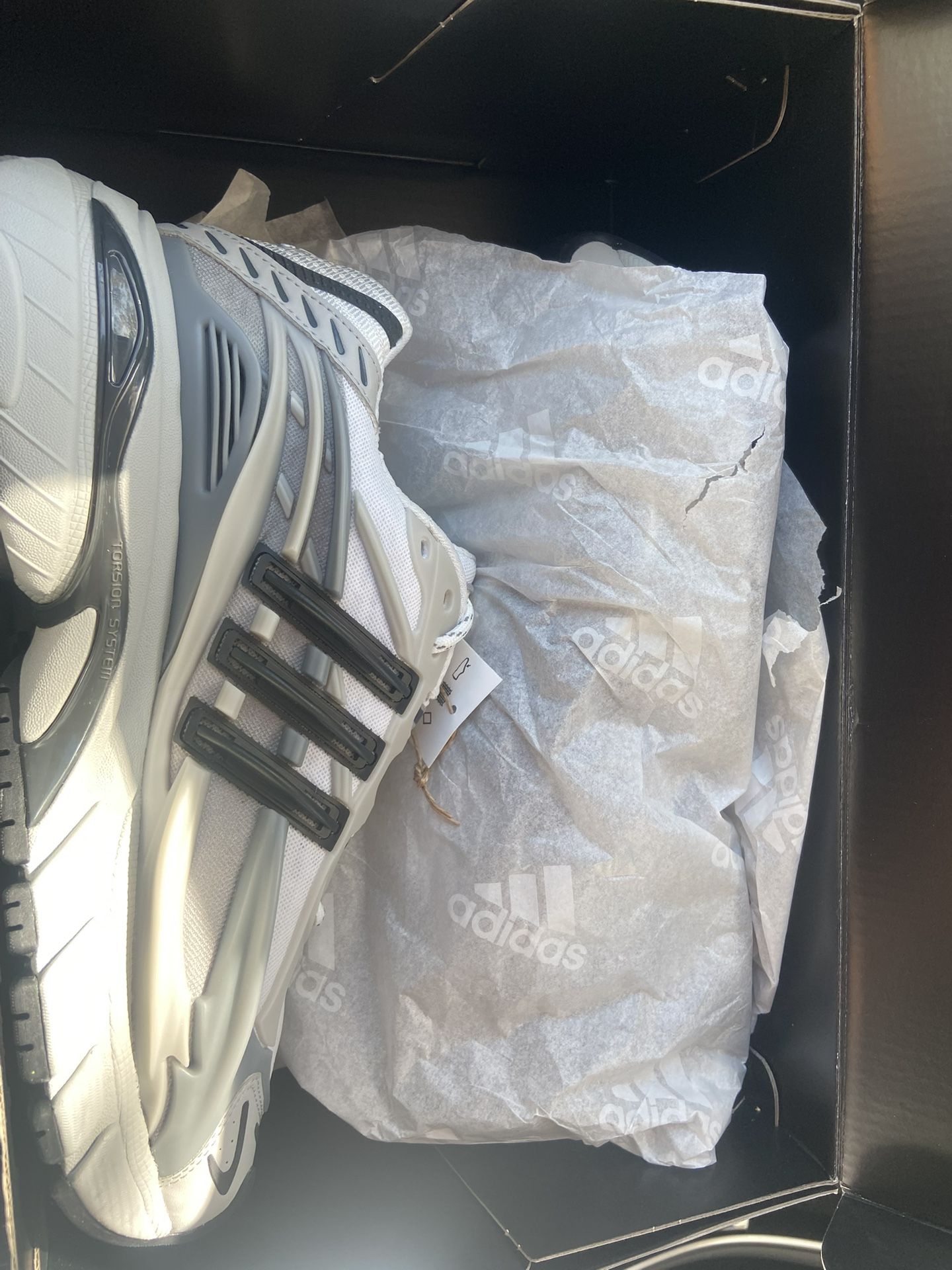 Pharrell Adidas Jellyfish Size 10