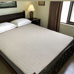 King Size Mattress 10 Inches Thick Excellent Comfort Also Available: Twin, Full And Queen New From Factory Delivery Available
