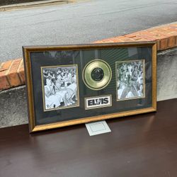 Collectible Elvis Live Regency Fine Art