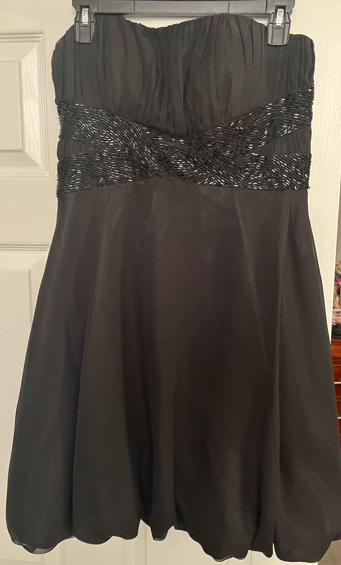 Black Dress $15