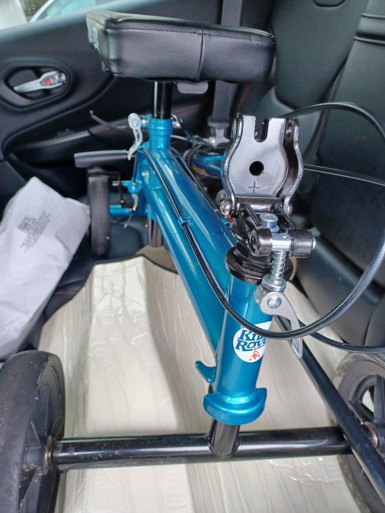 Brand New Knee  Rover 