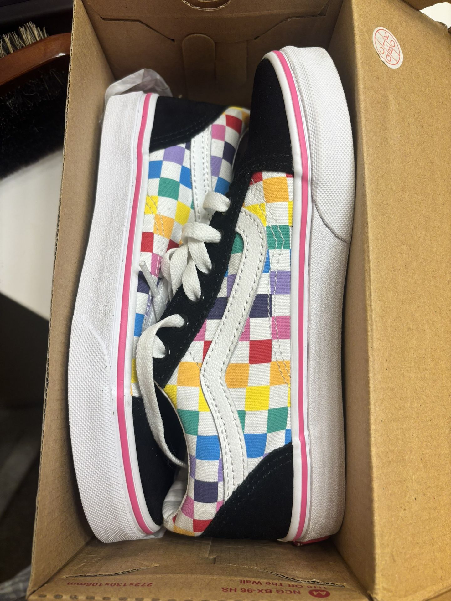 BRAND NEW Old skool Vans