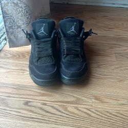 Jordan 4 Black Cats 9.5