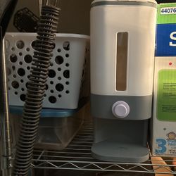  CEREAL/GRAINS DISPENSER 