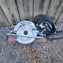 Black n decker skilsaw