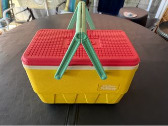 Igloo Yellow and Red Retro Picnic Basket Style Cooler