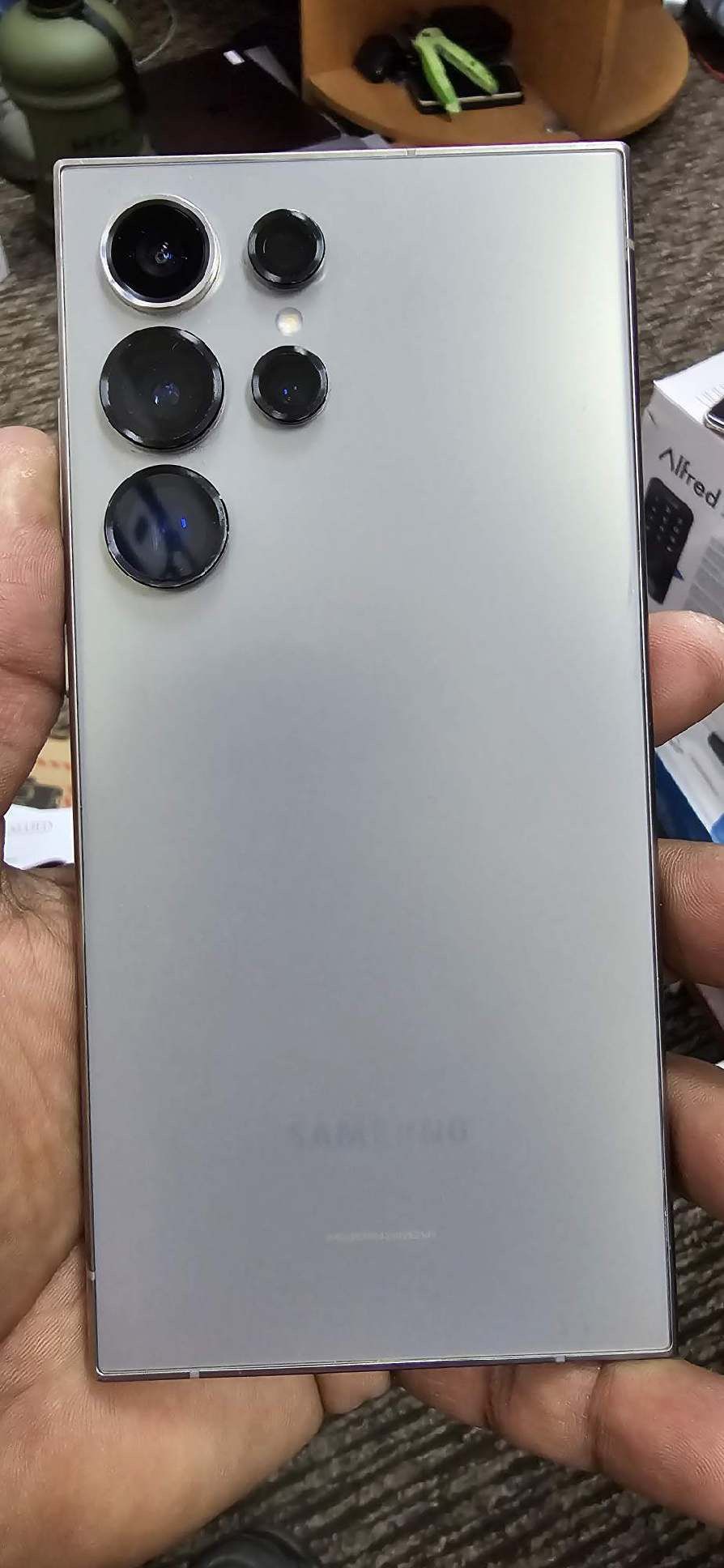 Samsung Galaxy S24 Ultra Spectrum Lcd Broken Clean & Clear Imei