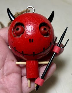 Halloween Crazy Head Vintage Red Devil W/Pitchfork 3D Wood Ornament NOS