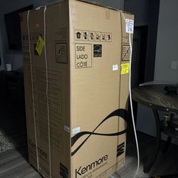 Kenmore Refrigerator Brand New In Box.