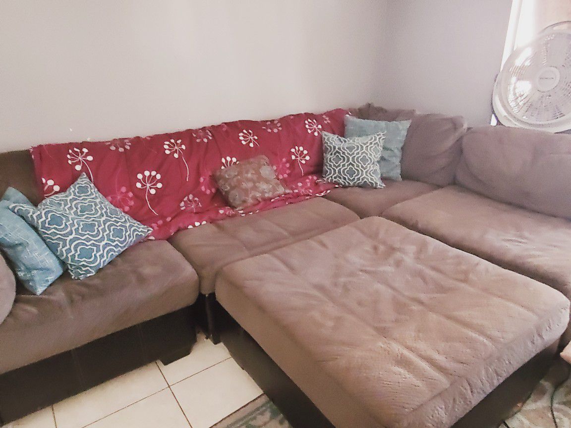 Beautiful lounge couch with ottoman