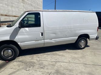 2006 FORD E-250 CARGO VAN