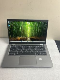 Dell Latitude  5440 i5-1345U 1.6GHZ 16GB RAM 256GB SSD Window 11pro.   Condition is Used. Shipped with UPS Ground.   16GB RAM  256GB SSD   1.6 GHz Int